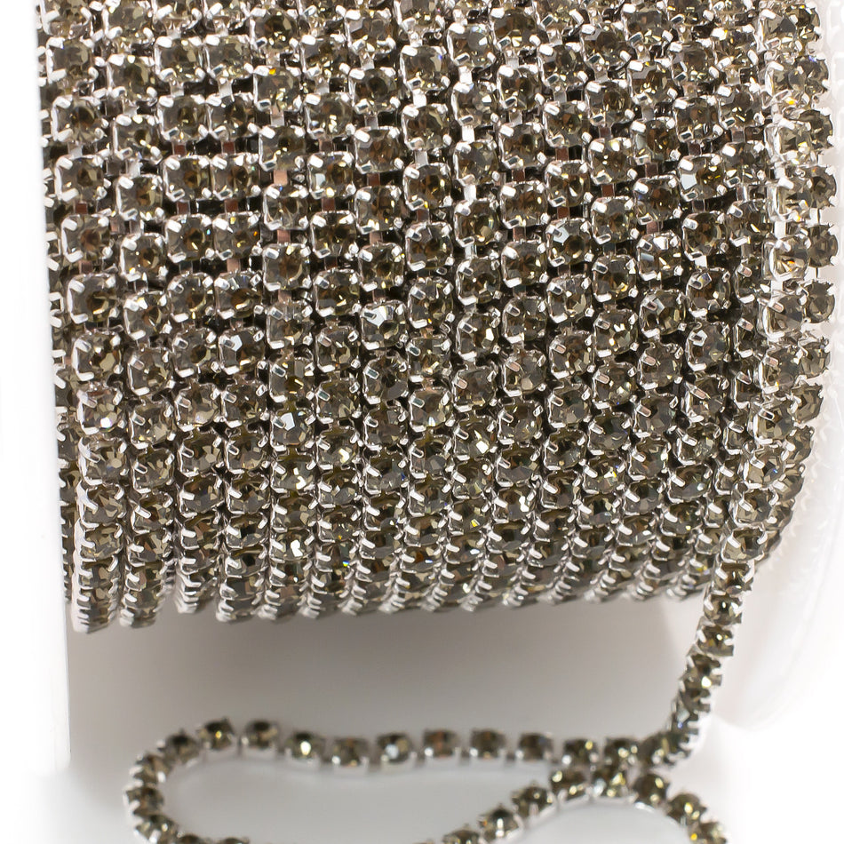 Стразовий ланцюг ss8 (2,5 мм) 1 м Black diamond silver
