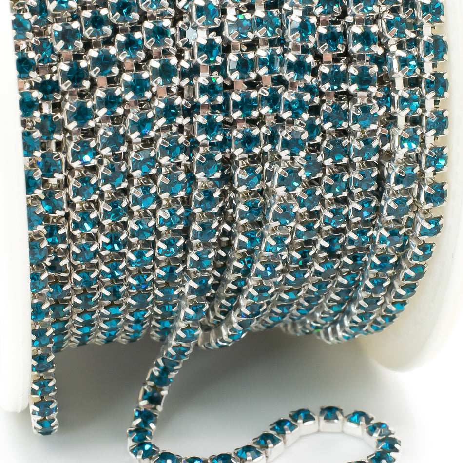 Стразовий ланцюг ss8 (2,5 мм) 1 м Aquamarine dark silver