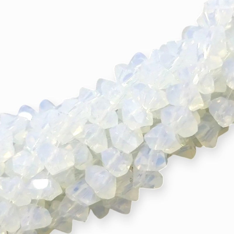 Намистини Swarovski ограновування трикутник 3 мм 27 см (+-130 шт.) Місячний
