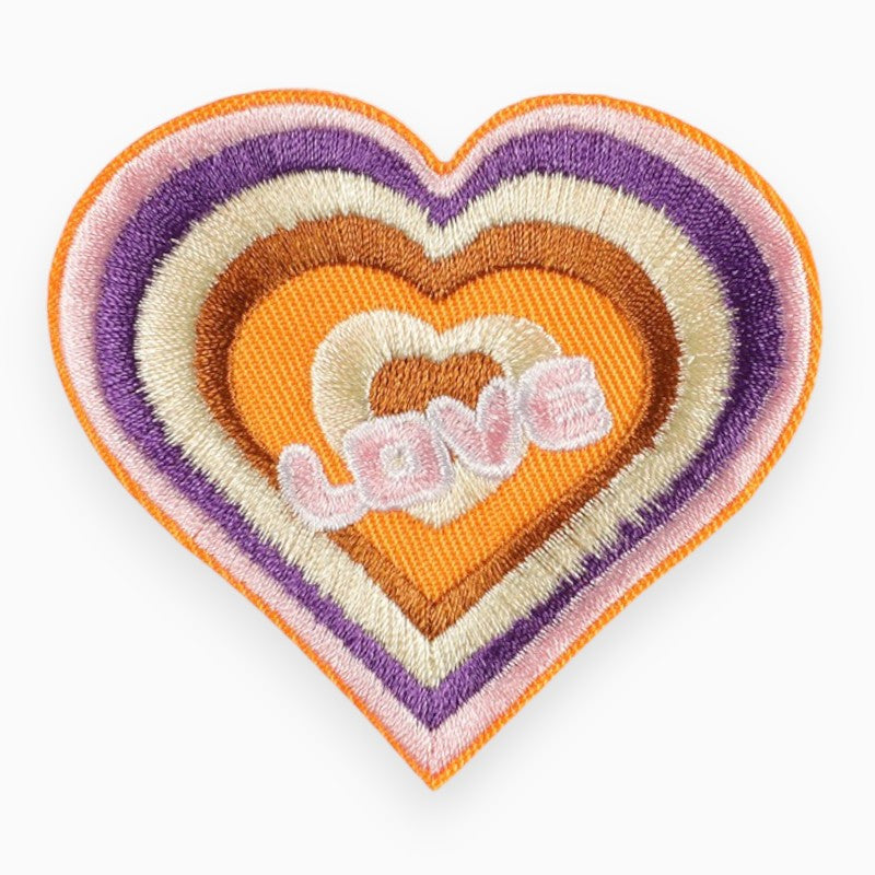 Термоаплікація Serce LOVE вишита 6,8х7,5 cm 1 szt. Різні кольори