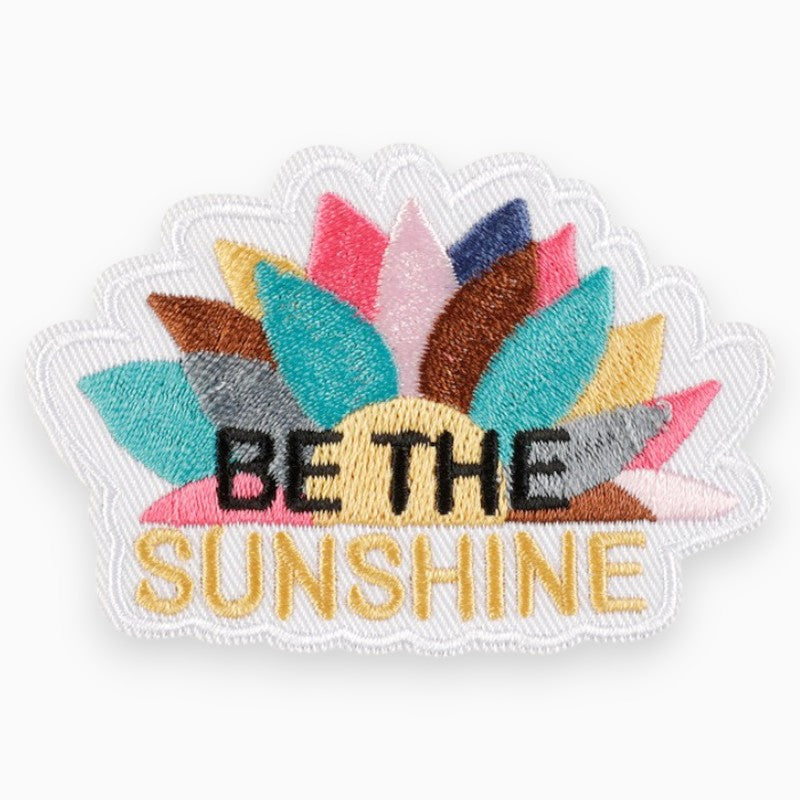 Термоаплікація Be the sunshine вишита 5,4х7,9 см 1 шт. Різні кольори