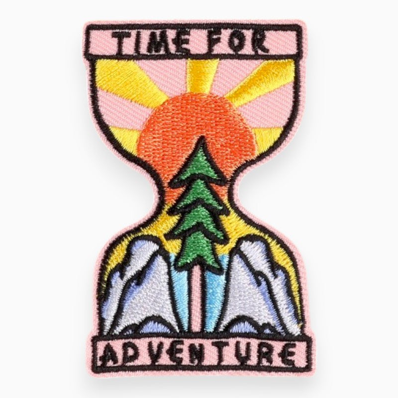 Термоаплікація Time for adventure вишита 7,1х4,6 см 1 шт. Різні кольори
